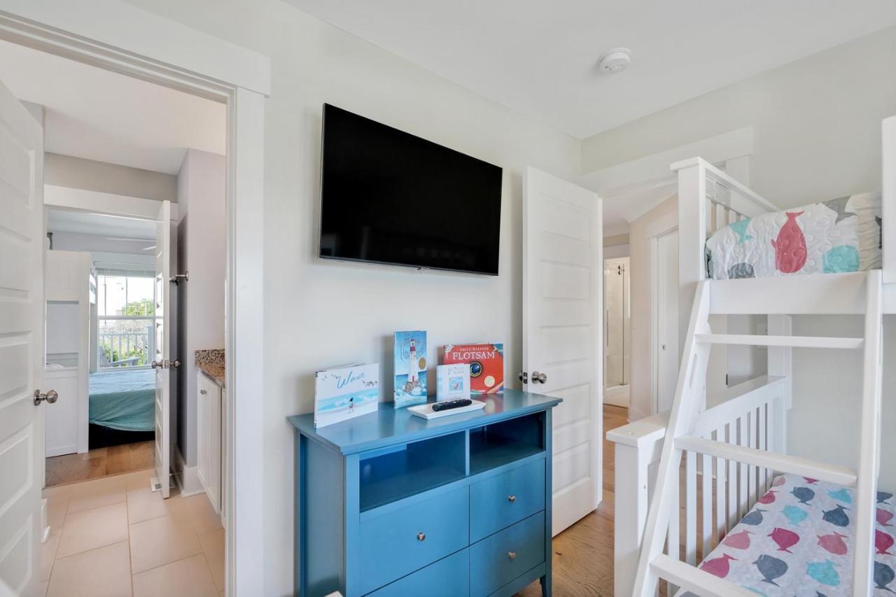 Seas The Day Villa Oak Island Exterior photo