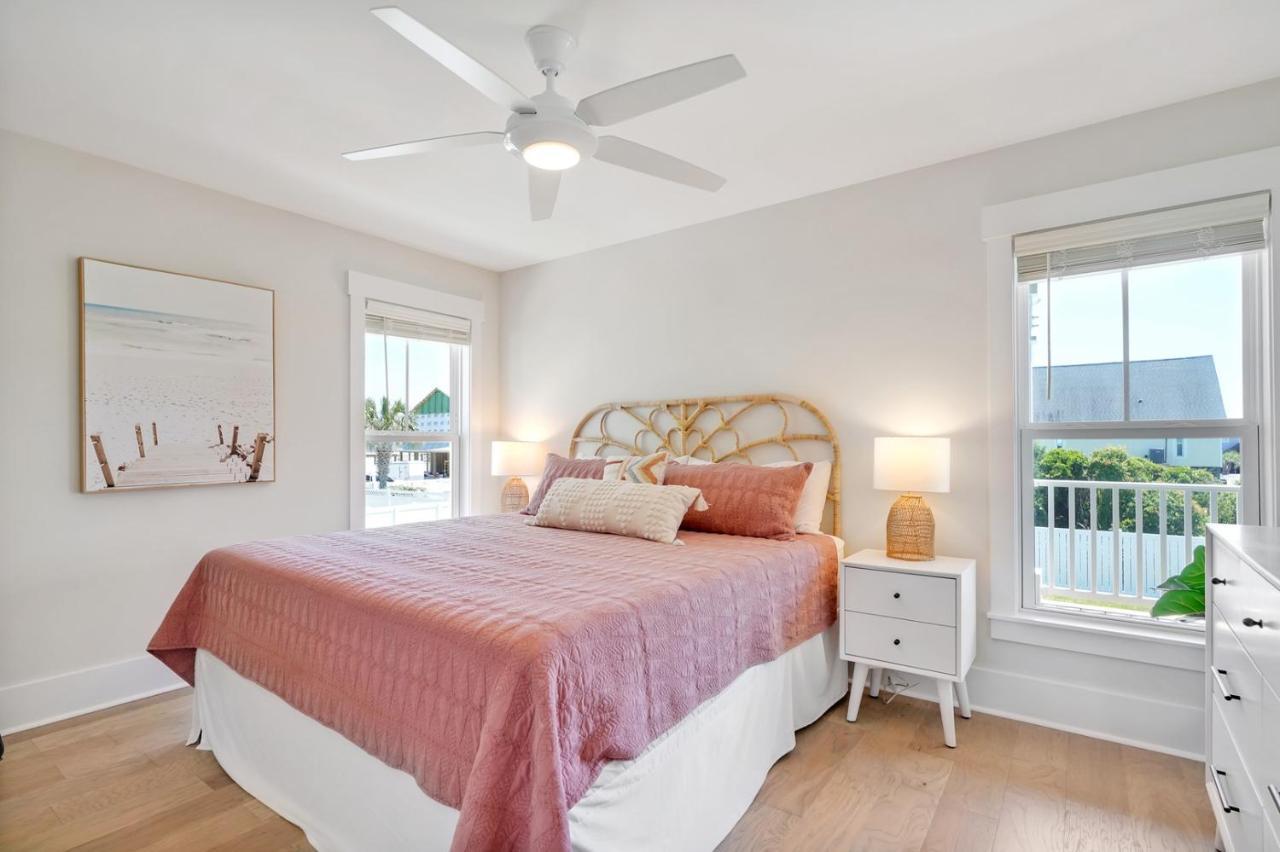 Seas The Day Villa Oak Island Exterior photo