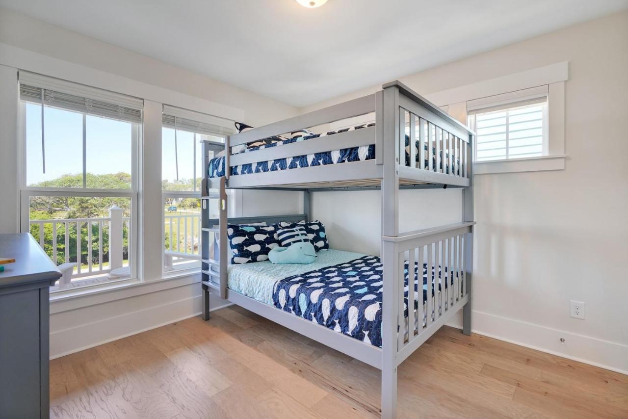 Seas The Day Villa Oak Island Exterior photo