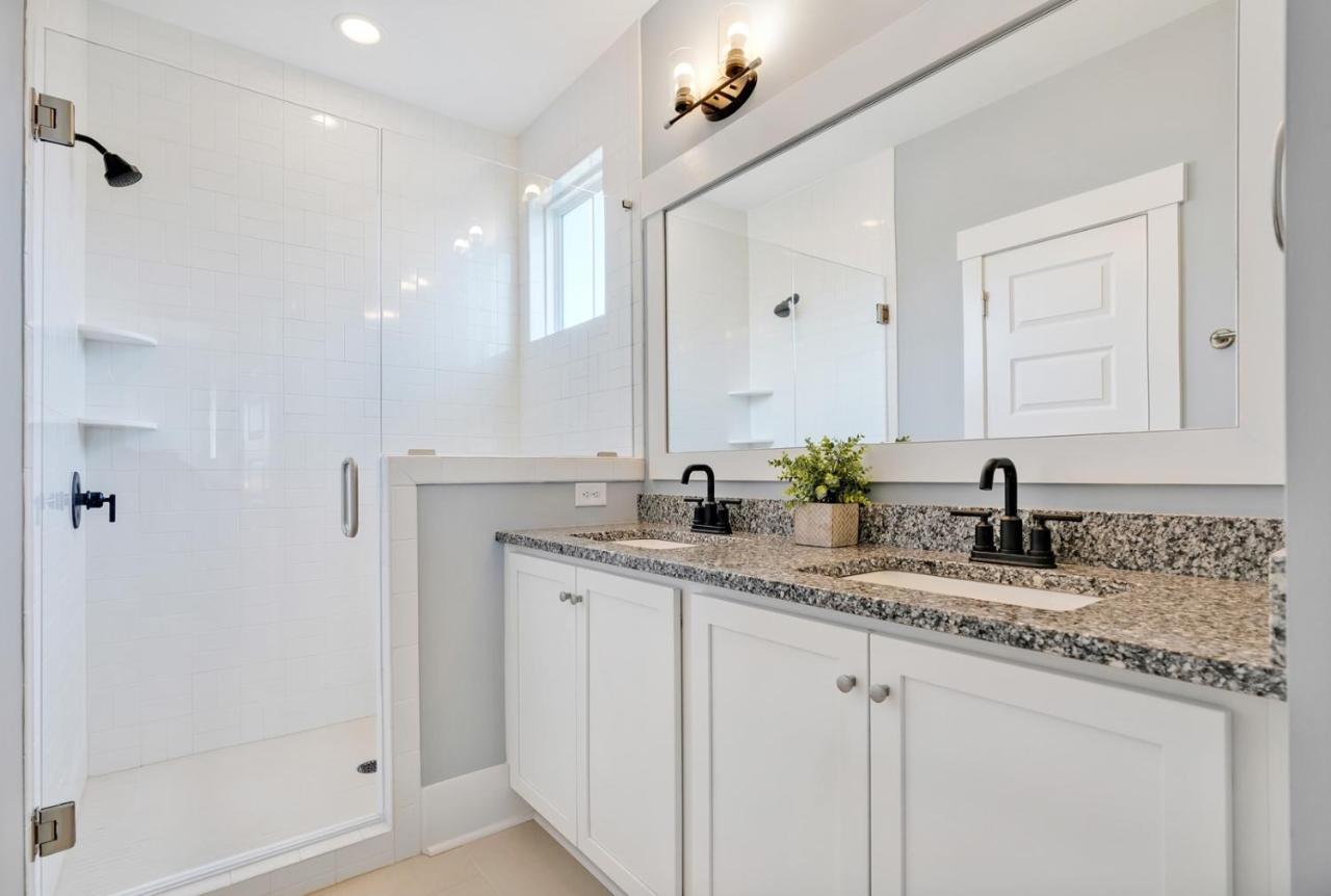 Seas The Day Villa Oak Island Exterior photo
